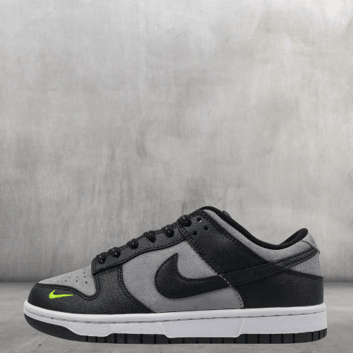 Nike SB Dunk Low Black Grey Green Strike - Choks Exclusive