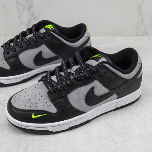 Nike SB Dunk Low Black Grey Green Strike - Choks Exclusive