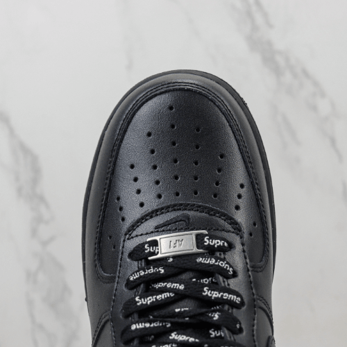 Supreme x Air Force 1 Preto - Choks Exclusive