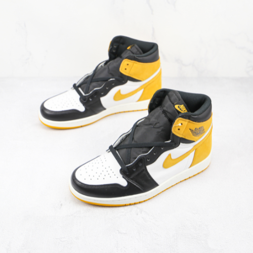 Air Jordan 1 High OG “ Yellow Ochre " - Choks Exclusive