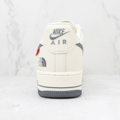 The North Face Supreme x Air Force 1 - Choks Exclusive