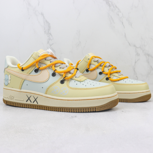 Kaws x Nike Air Force 1 - Choks Exclusive